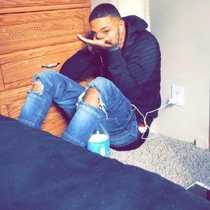 Meet your Posher, Devontae